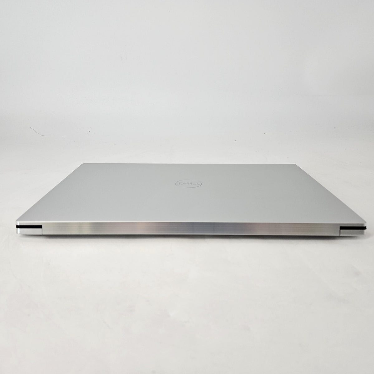 Dell Precision 5560 15.6 Gray 2.5 GHz Intel Core i7 11th Gen. 64GB RAM 2TB Solid State Drive NVIDIA RTX A2000 4 GB