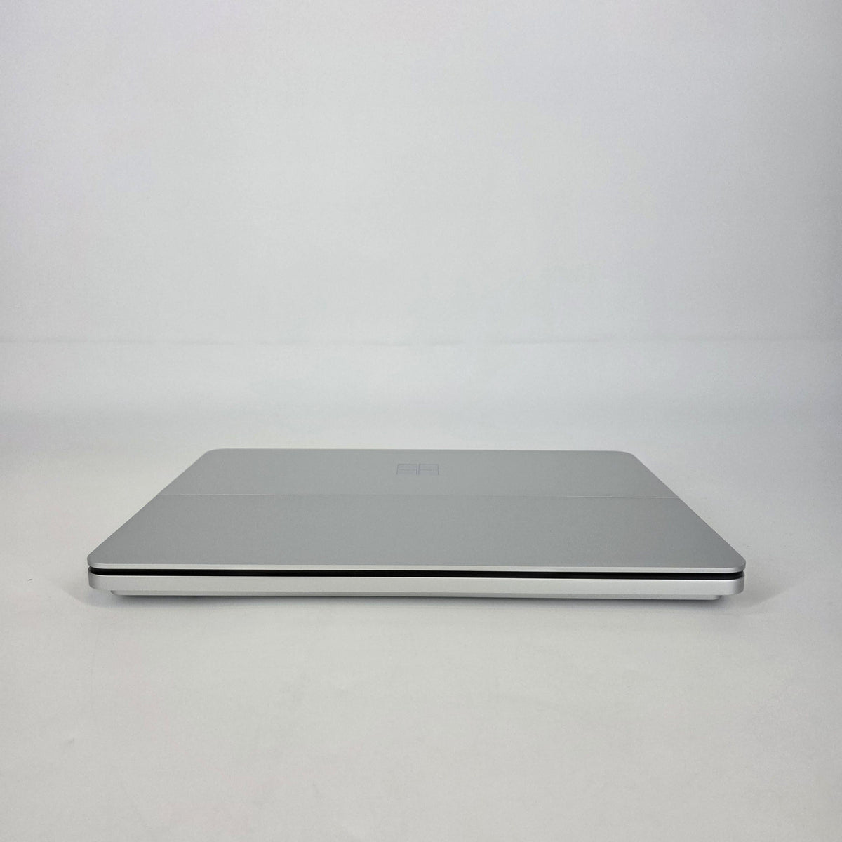 Surface Laptop Studio 2 14.4 Silver 2.9 GHz Intel Core i7 13th Gen. 64GB RAM 1TB Solid State Drive NVIDIA GeForce RTX 4060 8 GB
