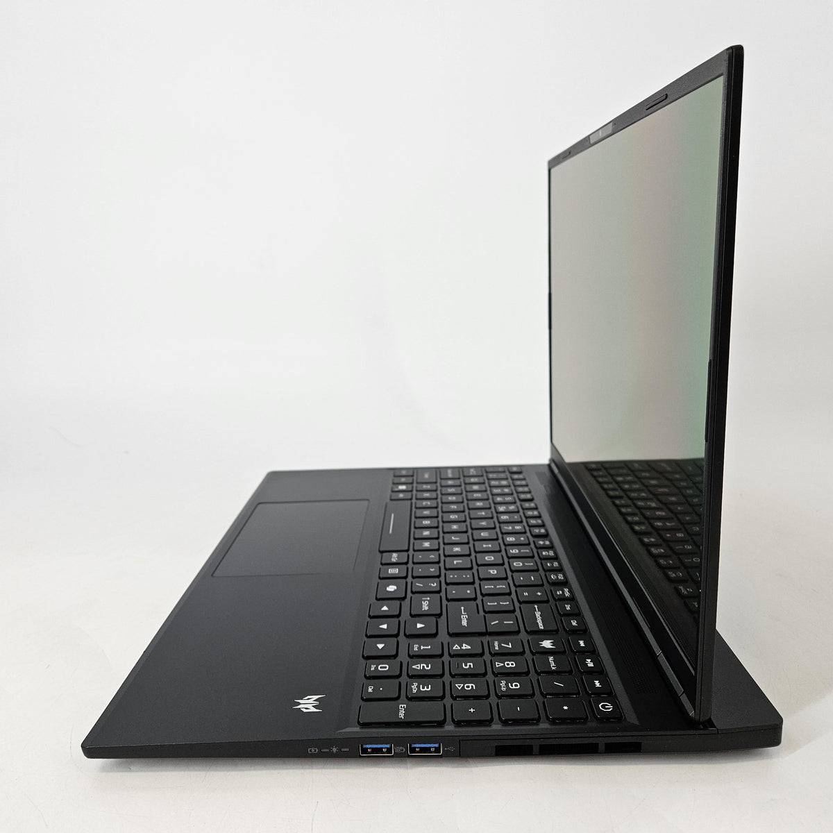 Acer Predator Helios Neo 16S AI 16 Black 2.7 GHz Intel Core Ultra 9 Series 2 32GB RAM 1TB Solid State Drive NVIDIA GeForce RTX 5070 Ti 12 GB