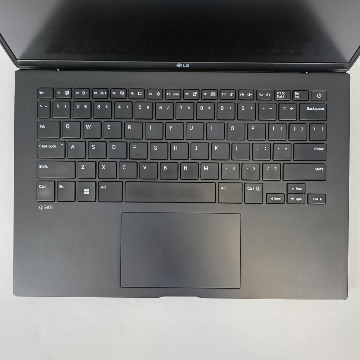 LG Gram 14 Black 2.2 GHz Intel Core i7 13th Gen. 32GB RAM 1TB Solid State Drive