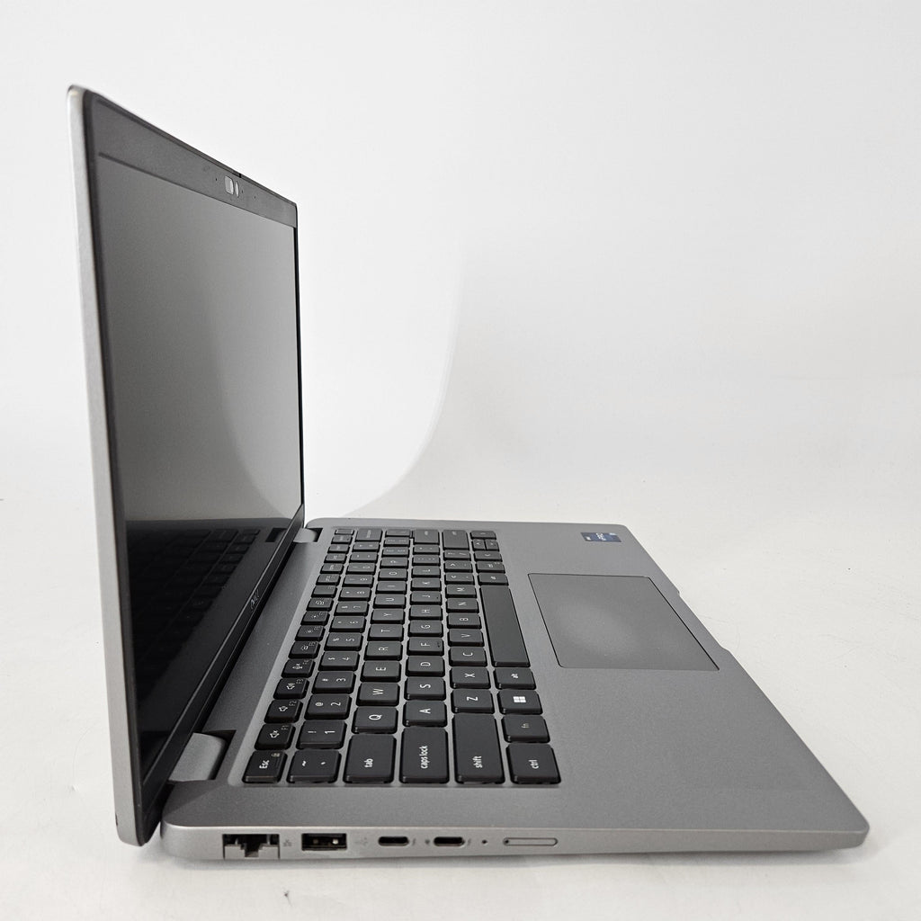 Dell Latitude 5440 14 Gray 1.8 GHz Intel Core i7 13th Gen. 16GB RAM 512GB Solid State Drive