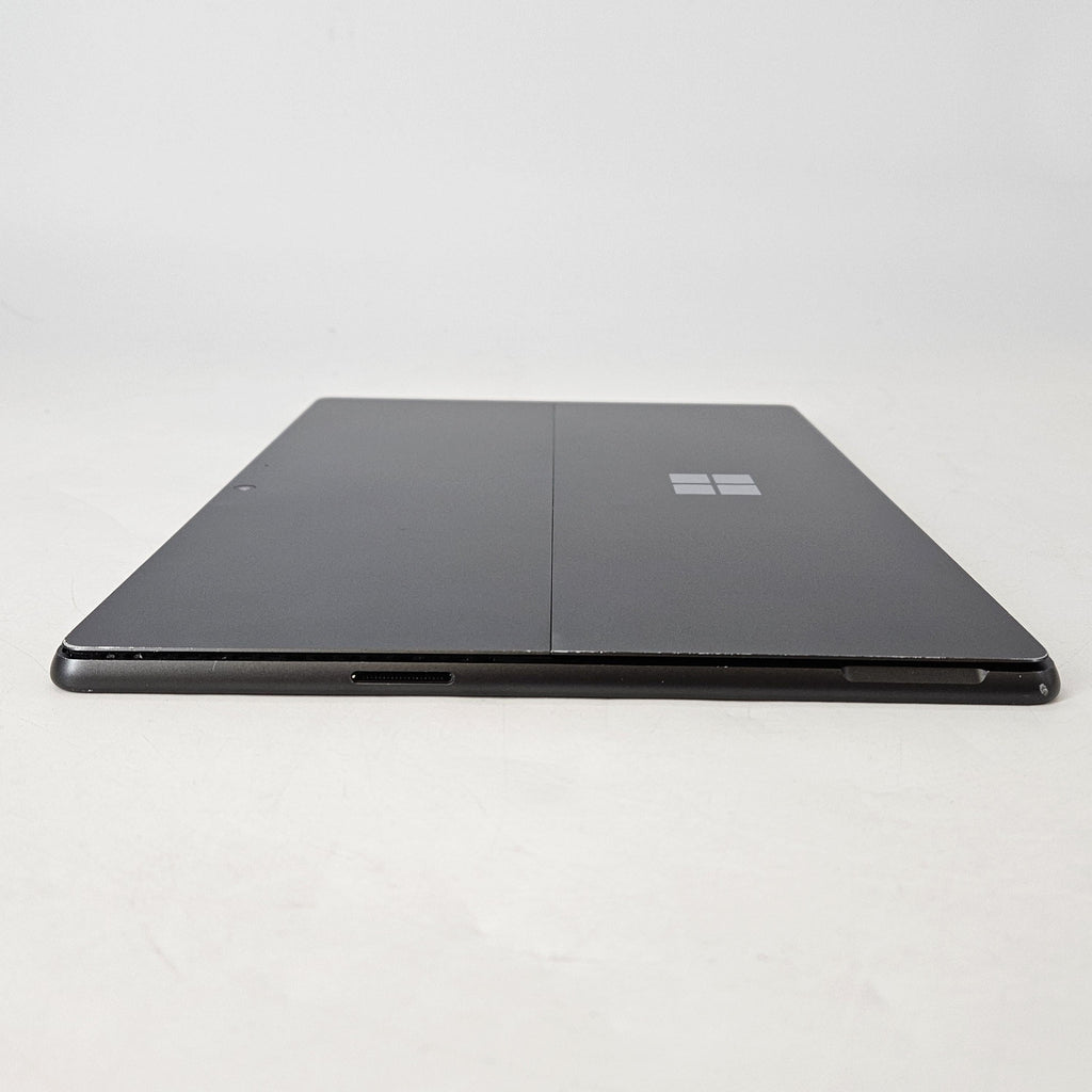 Microsoft Surface Pro 9 13 Graphite WiFi 2.5 GHz Intel Core i5 12th Gen. 16GB RAM 256GB Solid State Drive