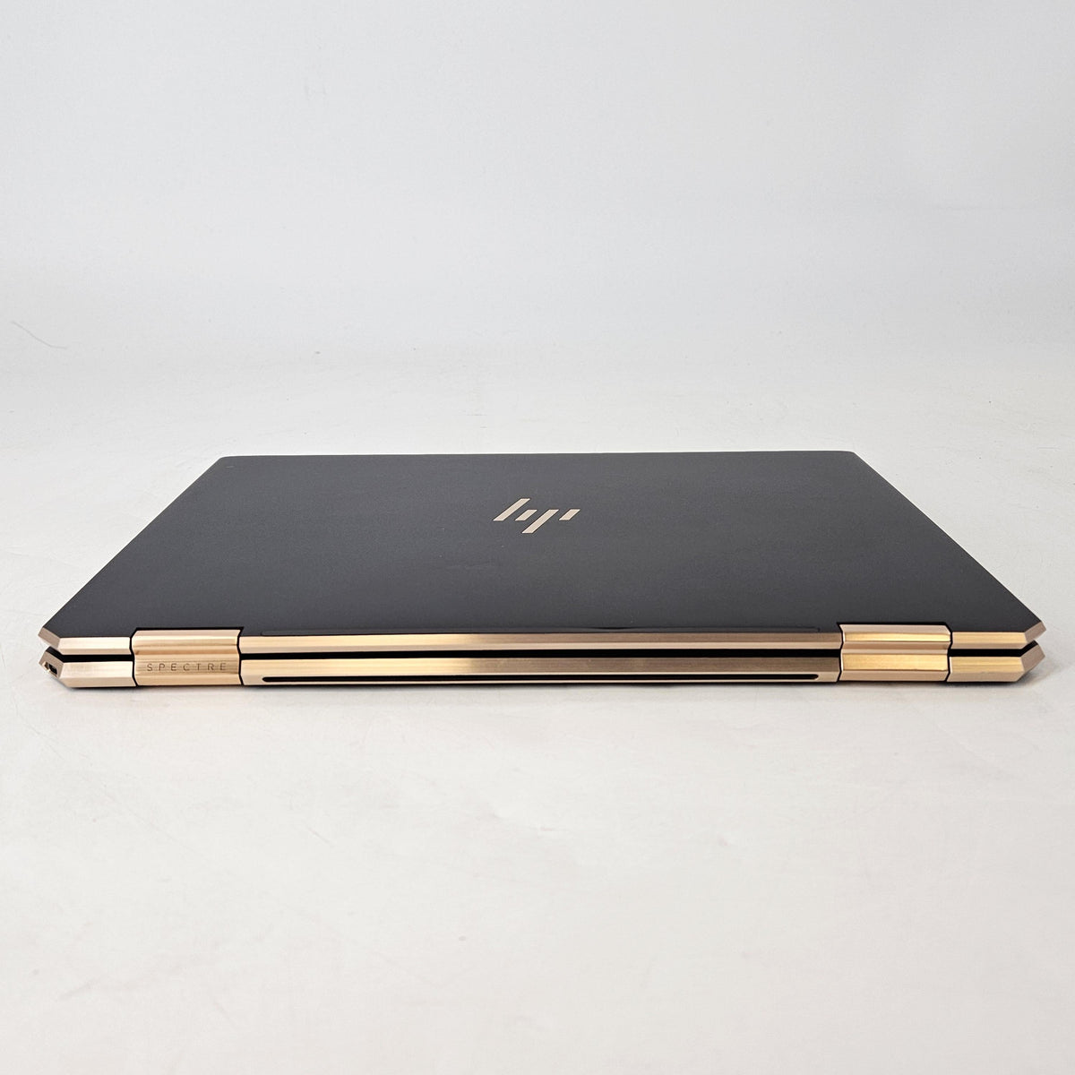 HP Spectre 13 x360 Gray 2.9 GHz Intel Core i7 11th Gen. 16GB RAM 1TB Solid State Drive