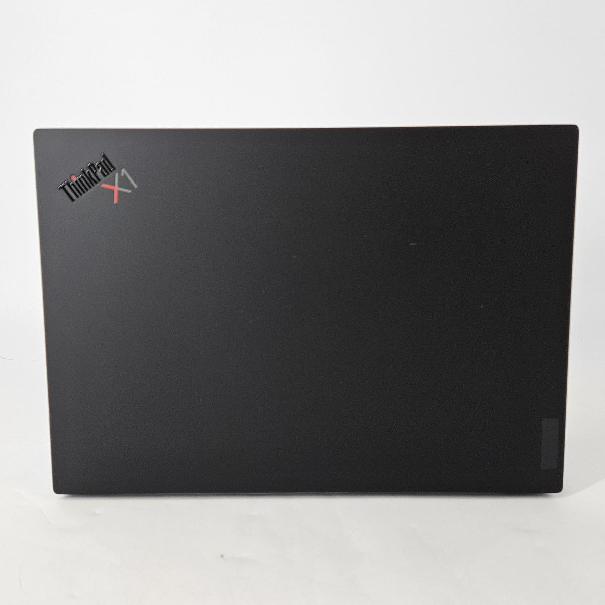 Lenovo ThinkPad X1 Carbon Gen 10 14 Gray 1.8 GHz Intel Core i7 12th Gen. 32GB RAM 1TB Solid State Drive
