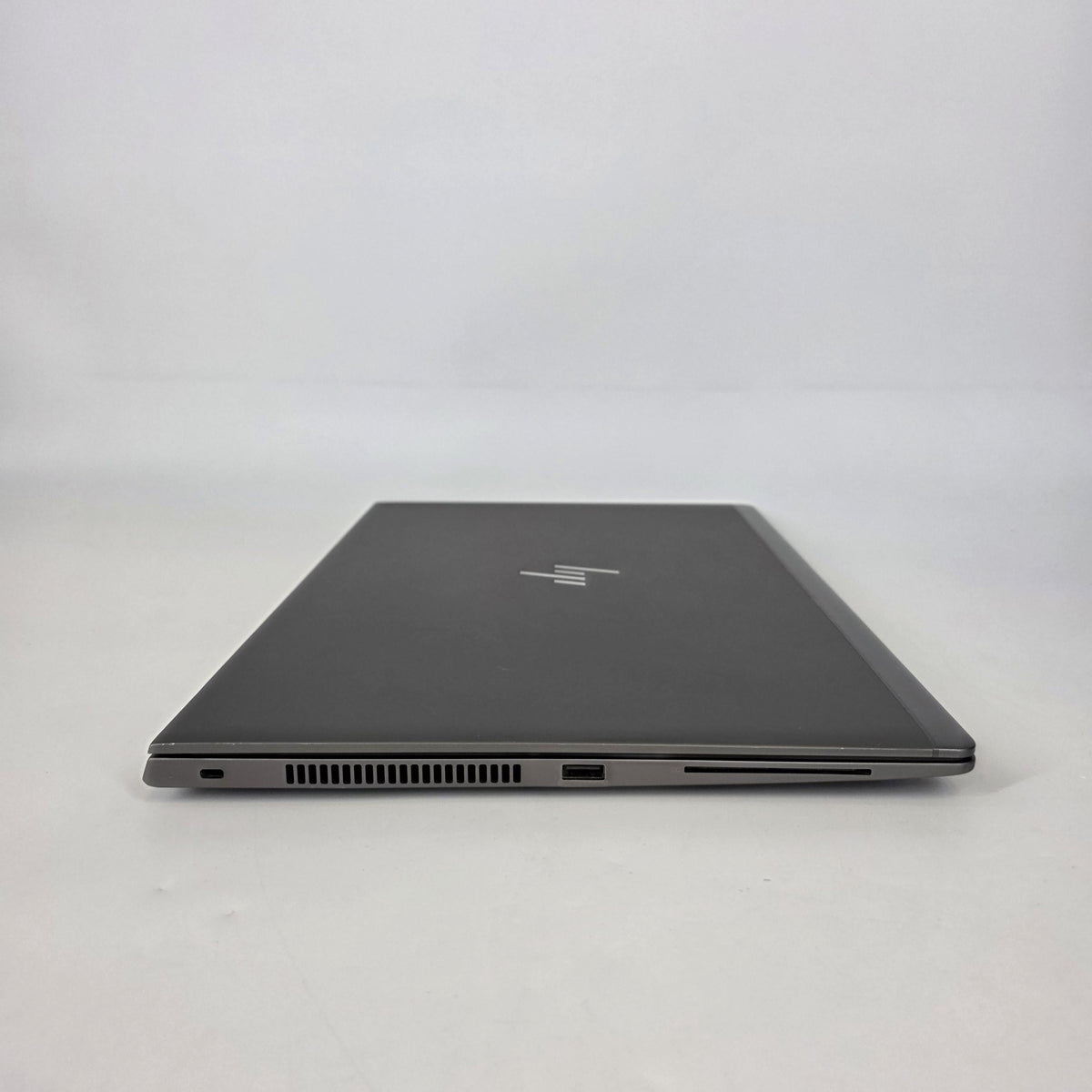 HP ZBook 15u G6 Gray 1.8 GHz Intel Core i7 8th Gen. 16GB RAM 512GB Solid State Drive