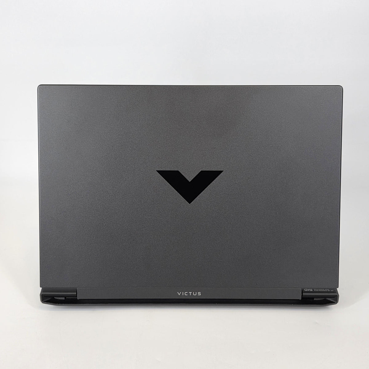 HP Victus 15.6 Gray 2.4 GHz Intel Core i7 13th Gen. 32GB RAM 250GB Solid State Drive NVIDIA GeForce RTX 5050 8 GB