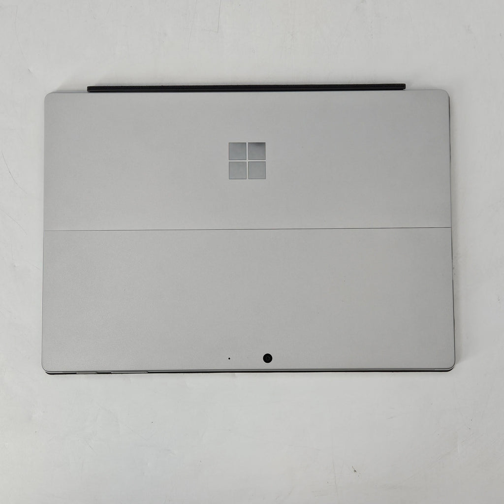 Microsoft Surface Pro 7 Plus 12.3 Silver WiFi 2.4 GHz Intel Core i5 11th Gen. 8GB RAM 128GB Solid State Drive