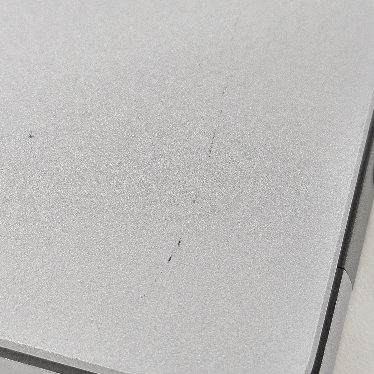 Microsoft Surface Pro 7 12.3 Silver WiFi 1.3 GHz Intel Core i7 10th Gen. 16GB RAM 256GB Solid State Drive