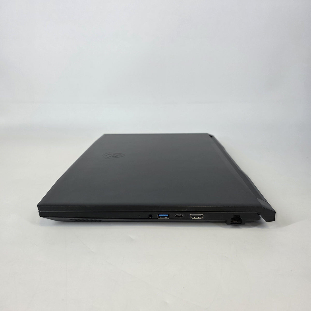 MSI Katana GF76 17.3 Black 2.3 GHz Intel Core i7 11th Gen. 16GB RAM 1TB Solid State Drive NVIDIA GeForce RTX 3060 6 GB