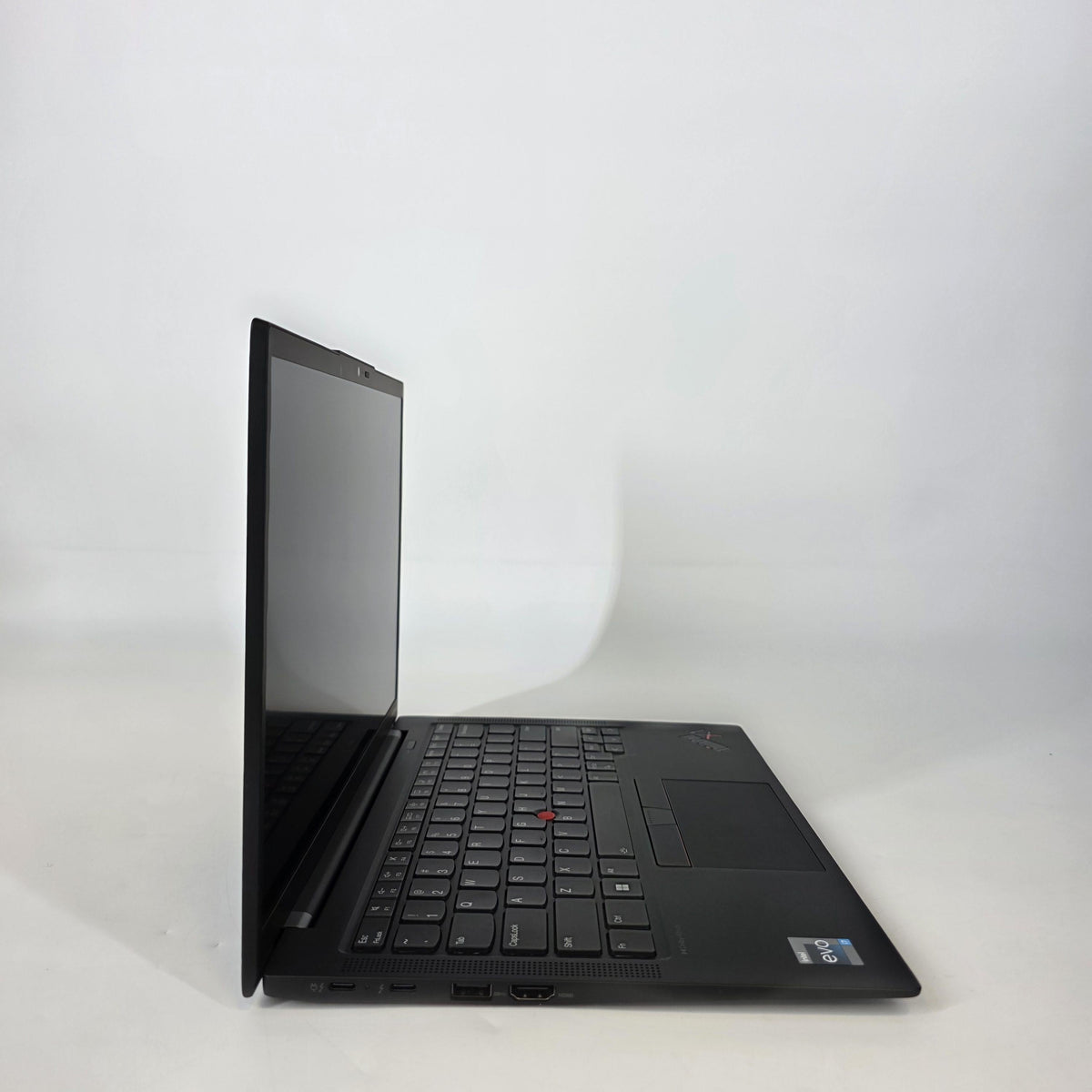 Lenovo ThinkPad X1 Carbon Gen 11 14 Black 1.7 GHz Intel Core i7 13th Gen. 16GB RAM 512GB Solid State Drive