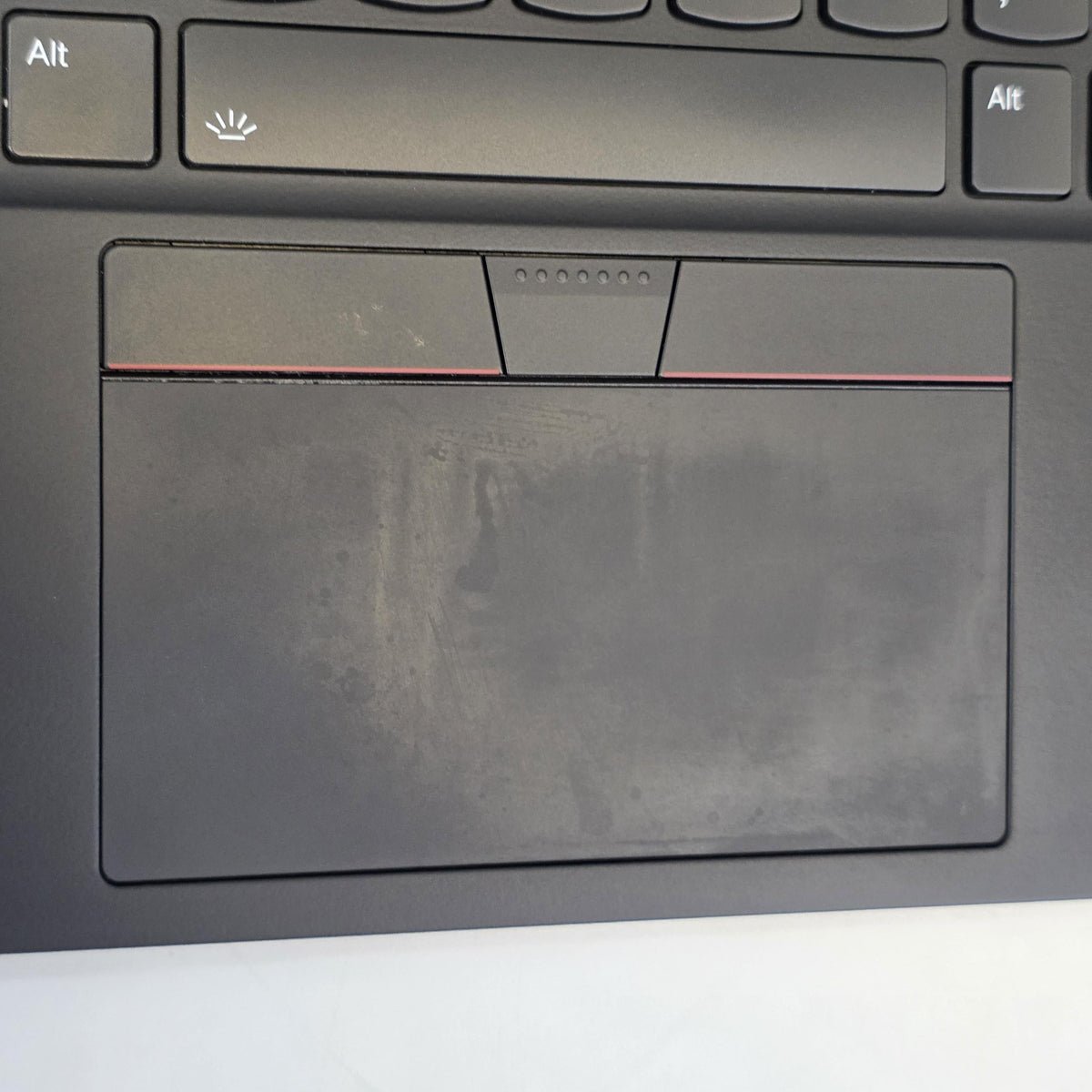 Lenovo ThinkPad X1 Carbon Gen 11 14 Black 1.9 GHz Intel Core i7 13th Gen. 32GB RAM 1TB Solid State Drive