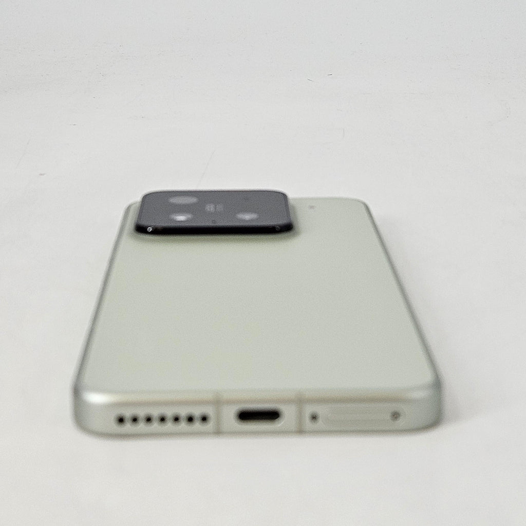 Xiaomi 15 12GB RAM 256GB Green (GSM Unlocked)