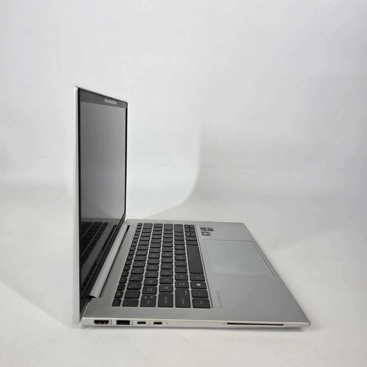 HP Elitebook 840 G9 14 Silver 1.6 GHz Intel Core i5 12th Gen. 16GB RAM 512GB Solid State Drive