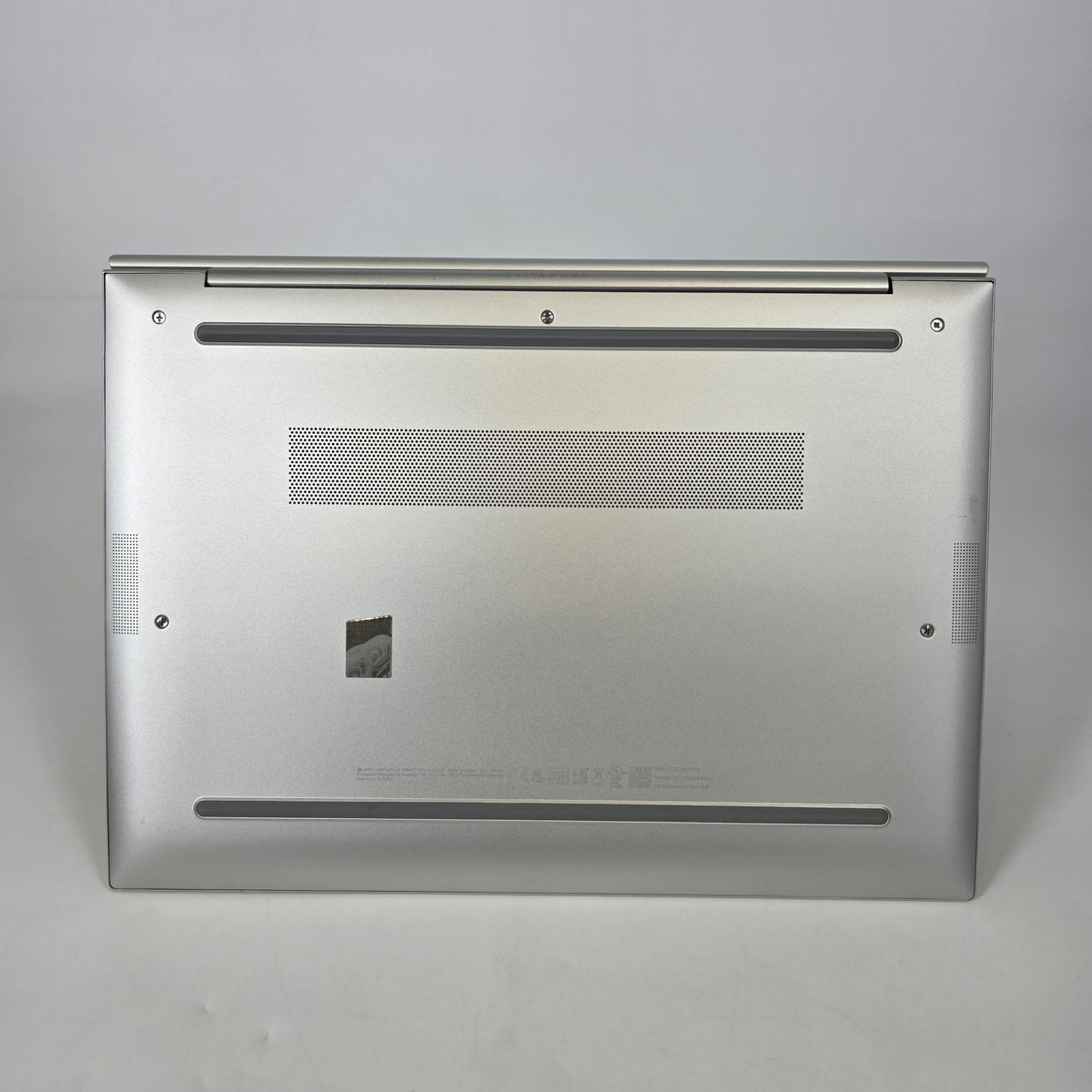 HP Elitebook 840 G9 14 Silver 1.6 GHz Intel Core i5 12th Gen. 16GB RAM 512GB Solid State Drive