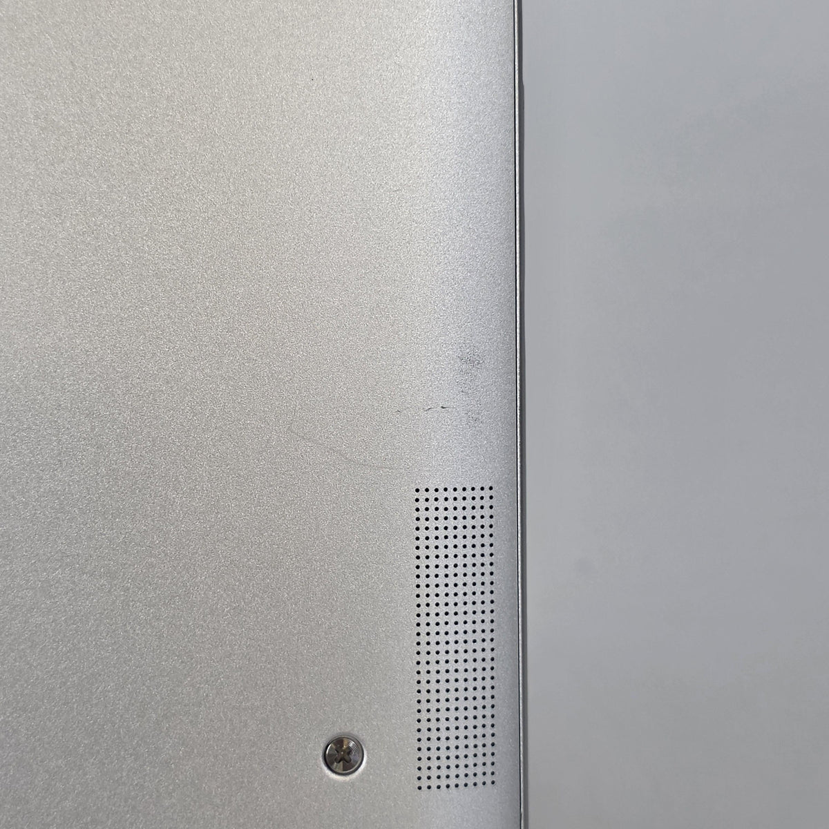 HP Elitebook 840 G9 14 Silver 1.6 GHz Intel Core i5 12th Gen. 16GB RAM 512GB Solid State Drive