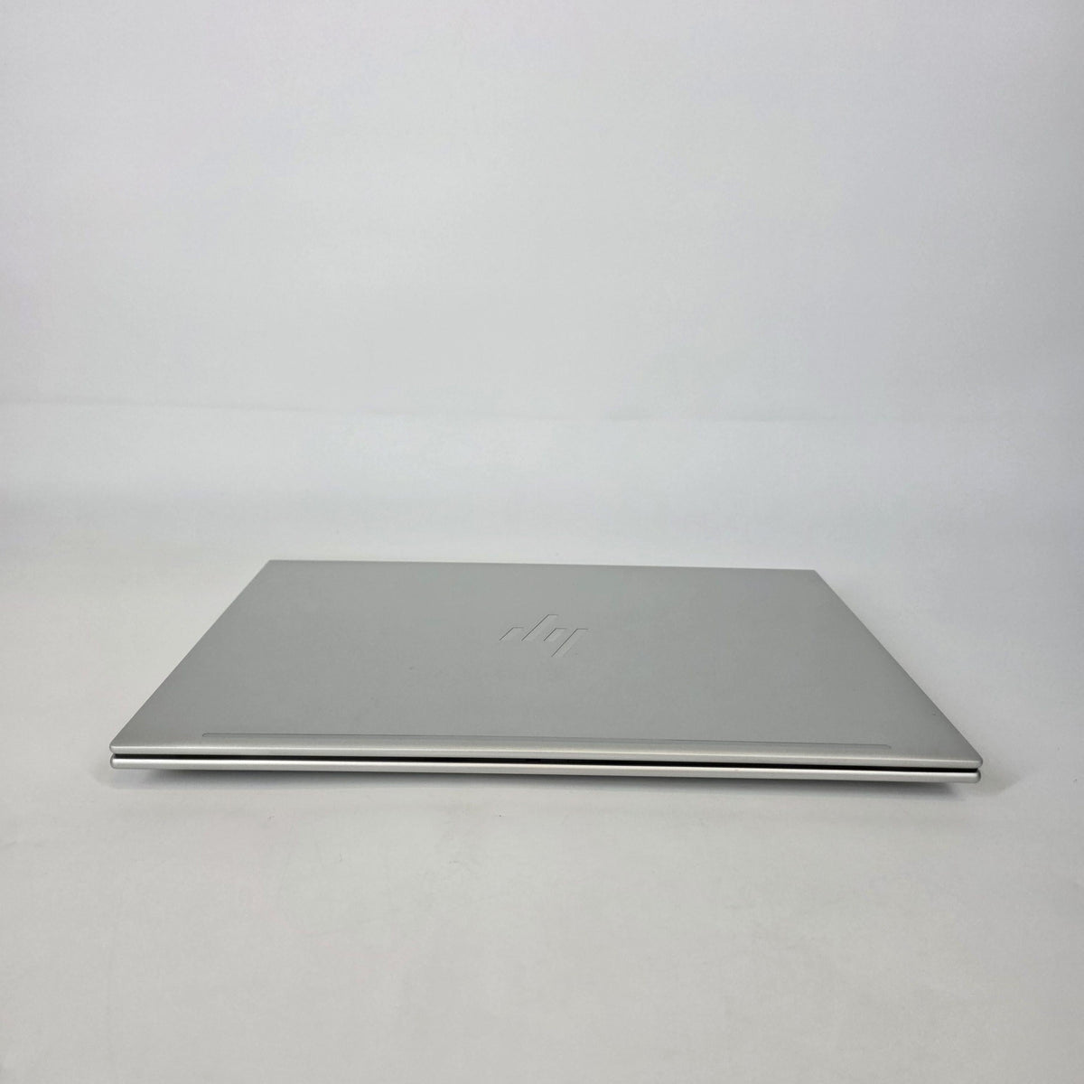 HP Elitebook 840 G9 14 Silver 1.6 GHz Intel Core i5 12th Gen. 16GB RAM 512GB Solid State Drive