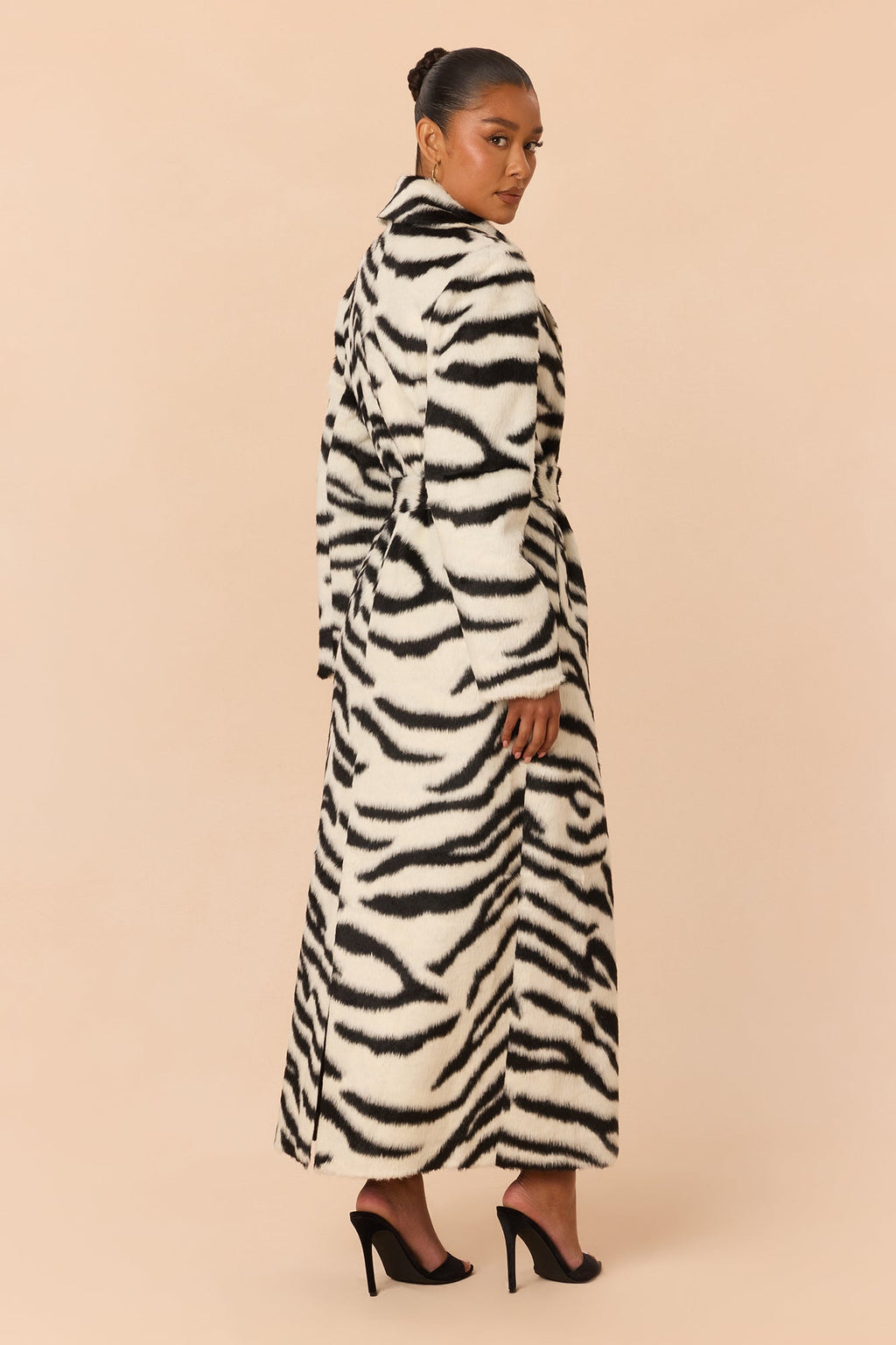 Spotlight Stealer Faux Pony Hair Coat - Black/White