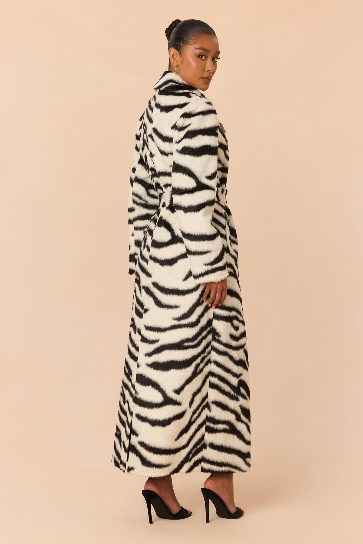 Spotlight Stealer Faux Pony Hair Coat - Black/White
