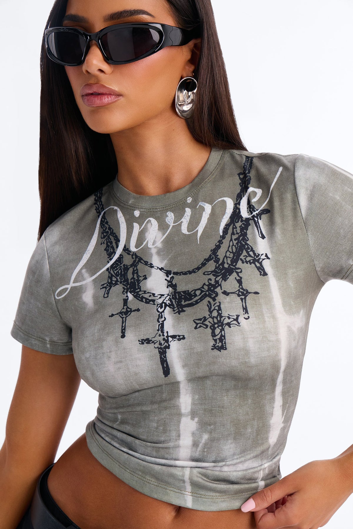 Crosses And Chains Washed Tee - Olive
