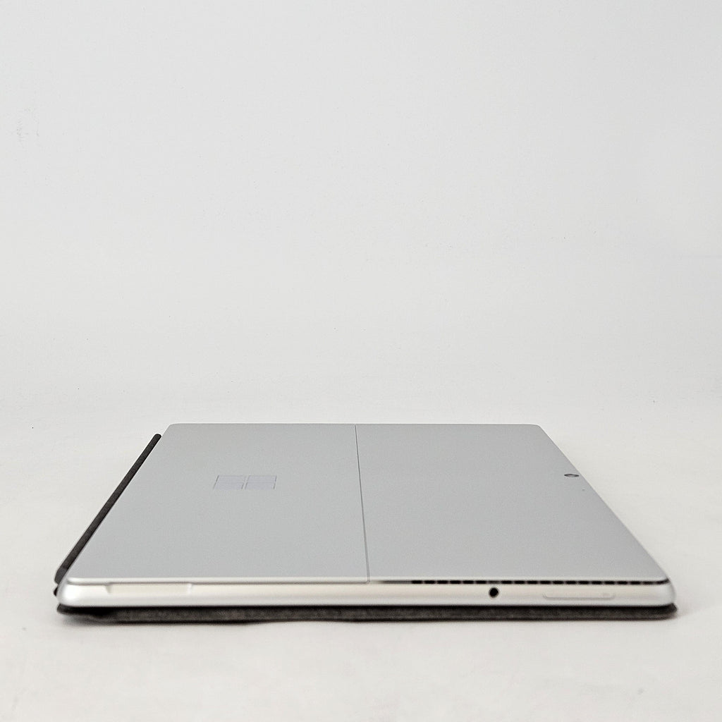 Microsoft Surface Pro 8 13 Silver WiFi 3.0 GHz Intel Core i7 11th Gen. 16GB RAM 512GB Solid State Drive