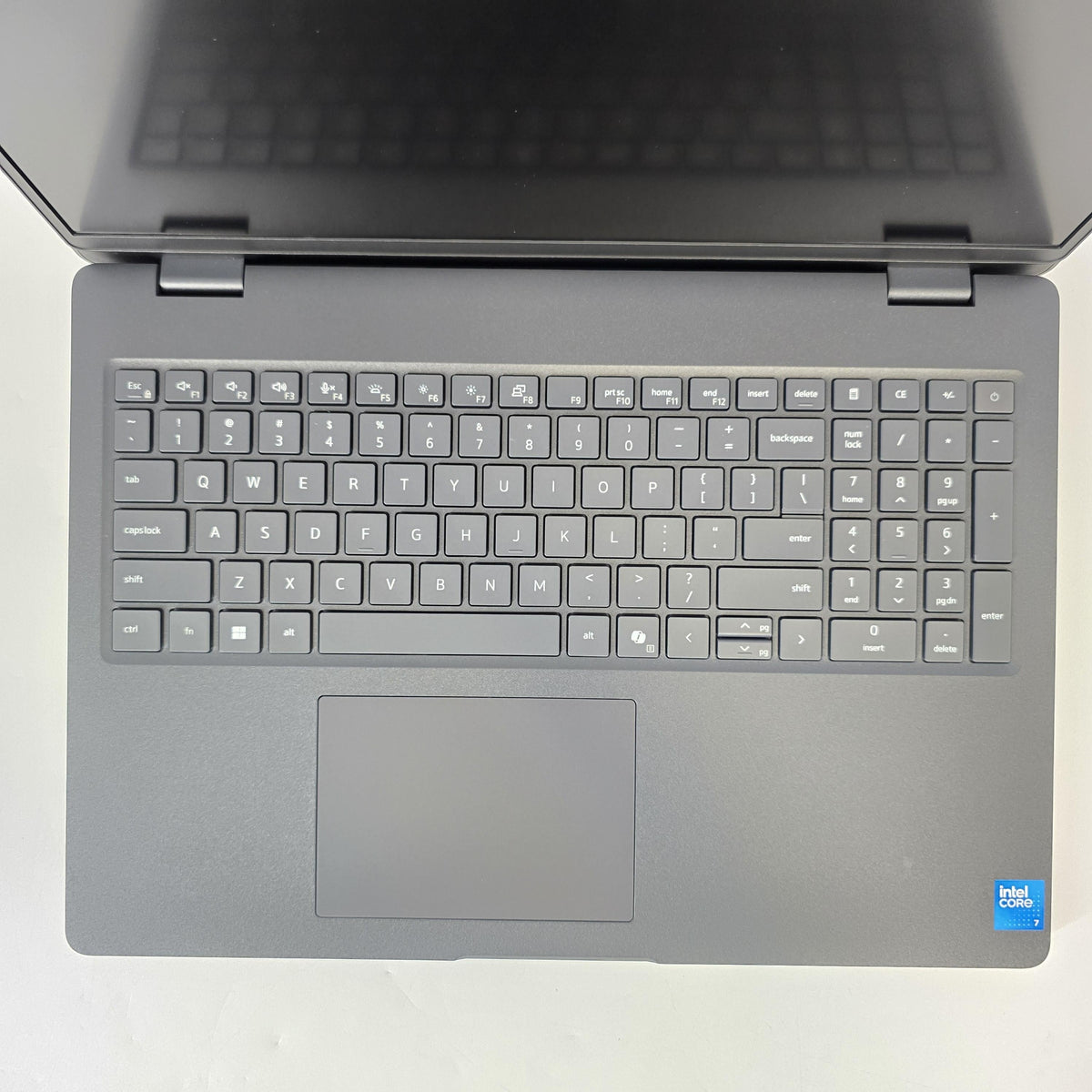 Pro 16 PC16250 Magnetite 1.8 GHz Intel Core 7 16GB RAM 512GB Solid State Drive