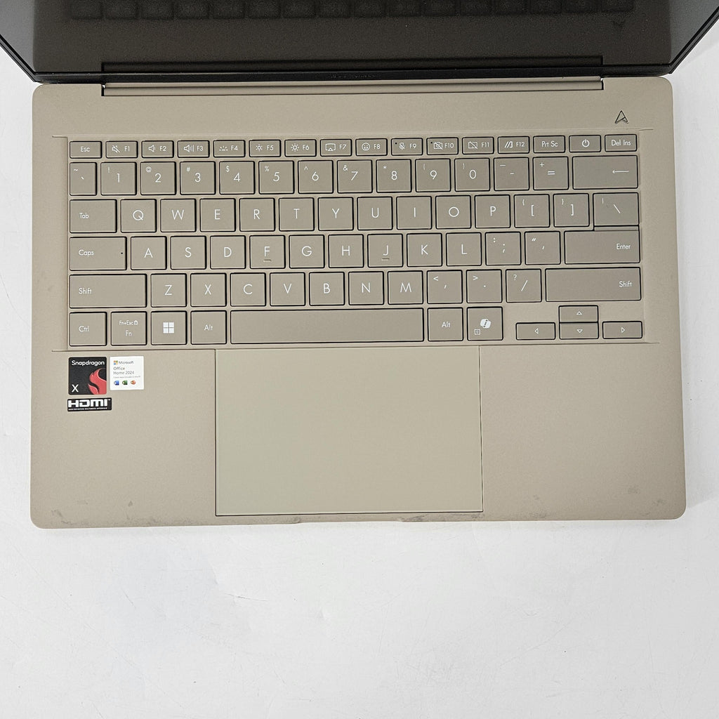 Asus Zenbook A 14 Zabriskie Beige 2.96 GHz Qualcomm Snapdragon X 16GB RAM 512GB Solid State Drive
