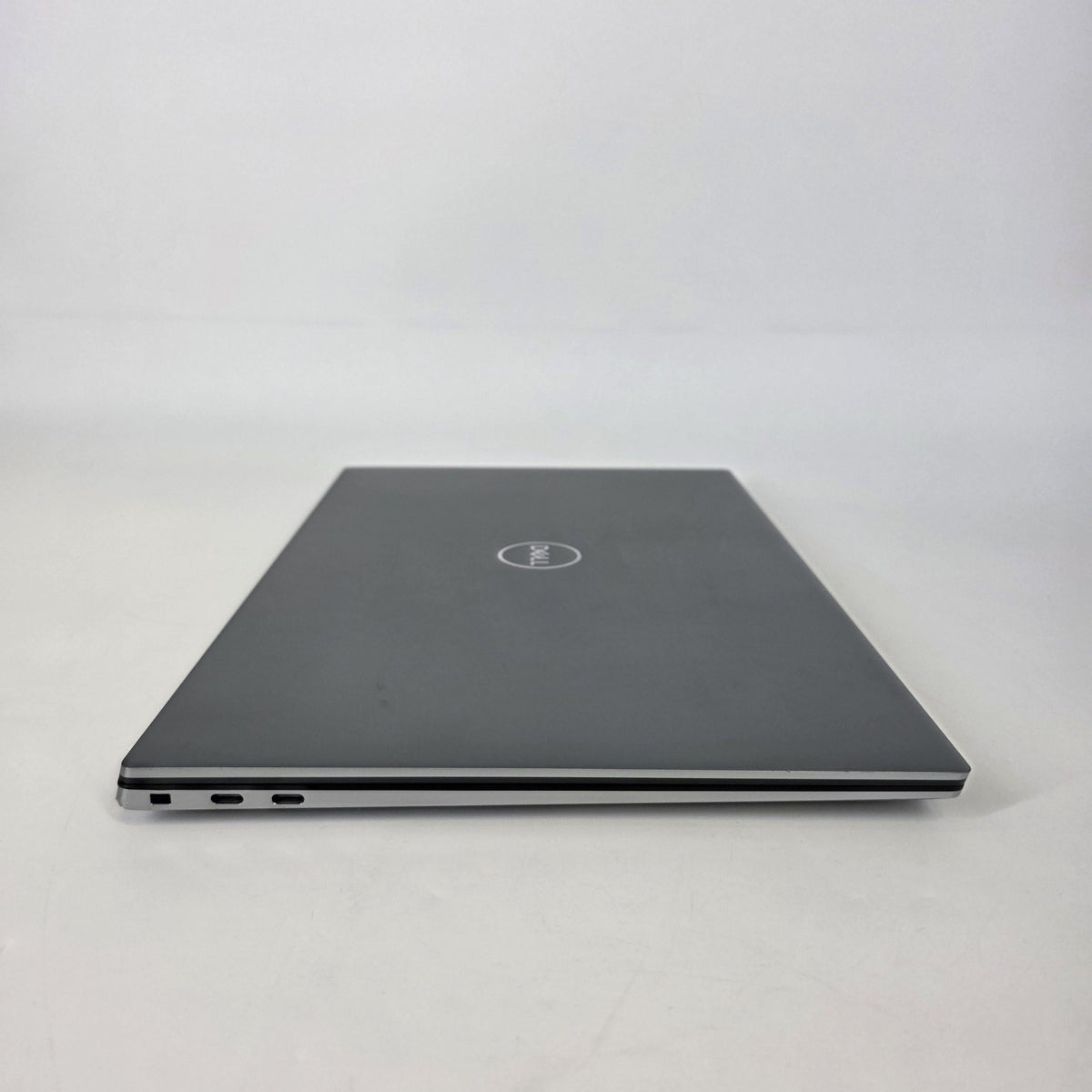 Dell XPS 15 9500 Gray 2.4 GHz Intel Core i9 10th Gen. 32GB RAM 1TB Solid State Drive NVIDIA GeForce GTX 1650 Ti 4 GB