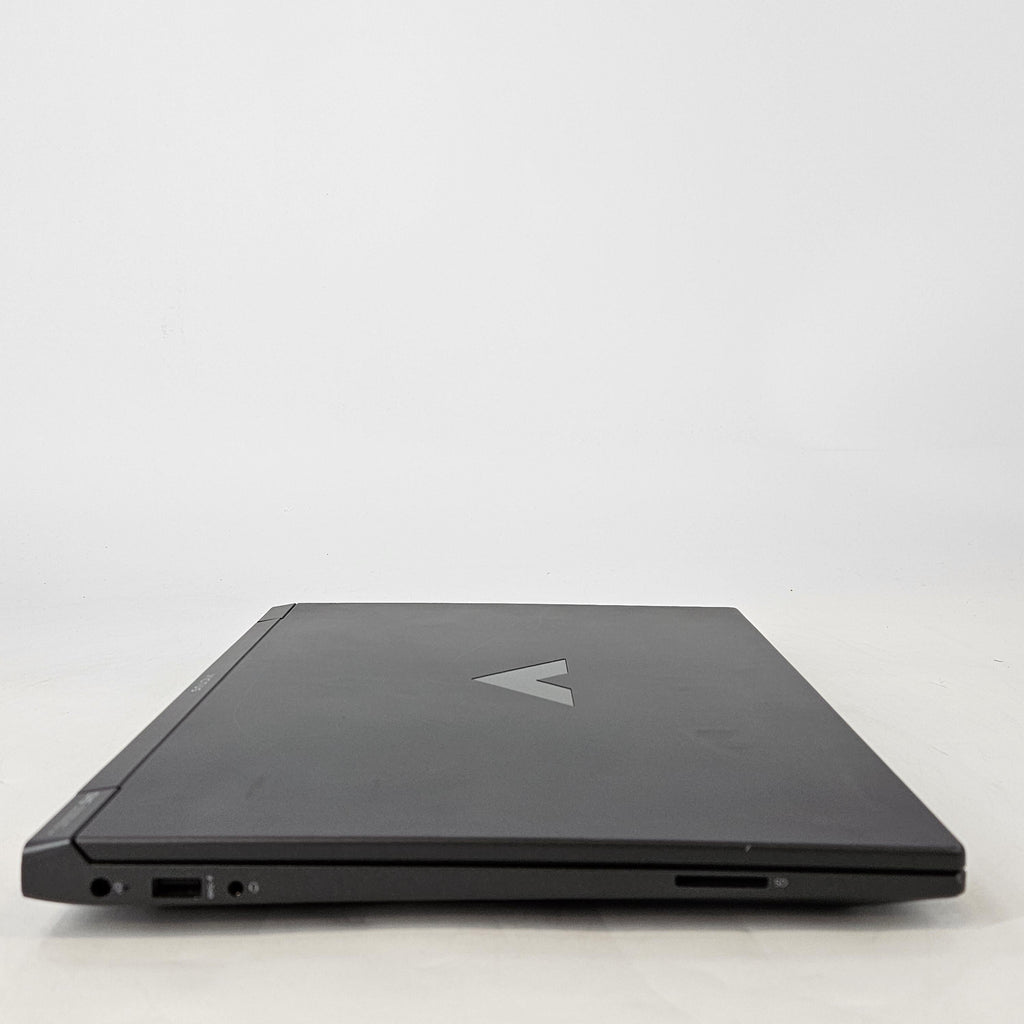 HP Victus 15.6 Gray 3.3 GHz AMD Ryzen 5 7535HS 16GB RAM 512GB Solid State Drive NVIDIA GeForce RTX 2050 4 GB