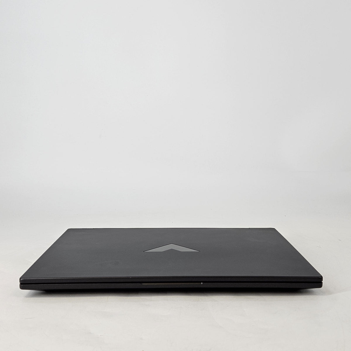 HP Victus 15.6 Gray 3.3 GHz AMD Ryzen 5 7535HS 16GB RAM 512GB Solid State Drive NVIDIA GeForce RTX 2050 4 GB
