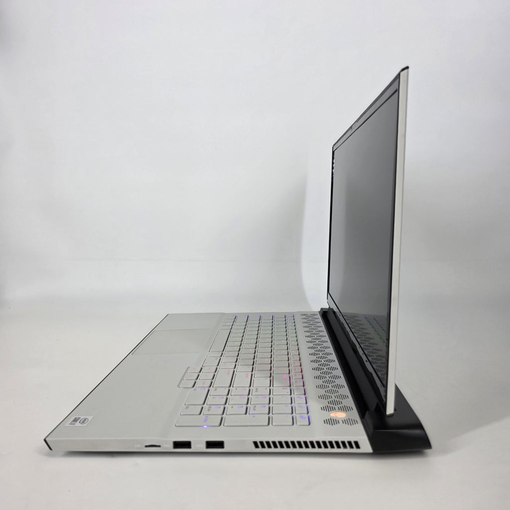 Dell Alienware M17 R4 White 2.2 GHz Intel Core i7 10th Gen. 16GB RAM 1TB Solid State Drive NVIDIA GeForce RTX 3070 8 GB
