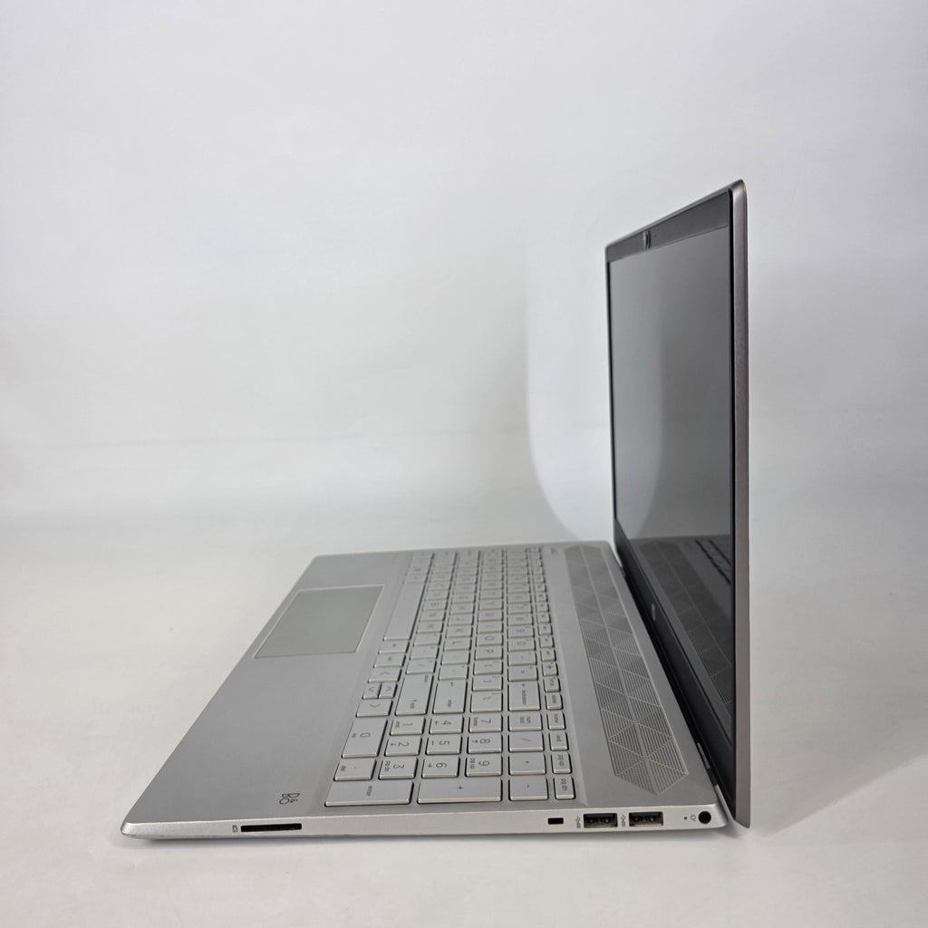 HP Pavilion 15 Silver 1.3 GHz Intel Core i7 10th Gen. 16GB RAM 512GB Solid State Drive