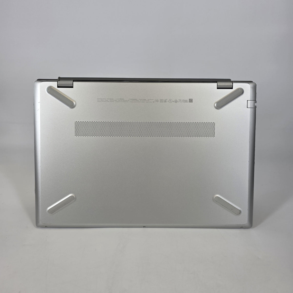 HP Pavilion 15 Silver 1.3 GHz Intel Core i7 10th Gen. 16GB RAM 512GB Solid State Drive