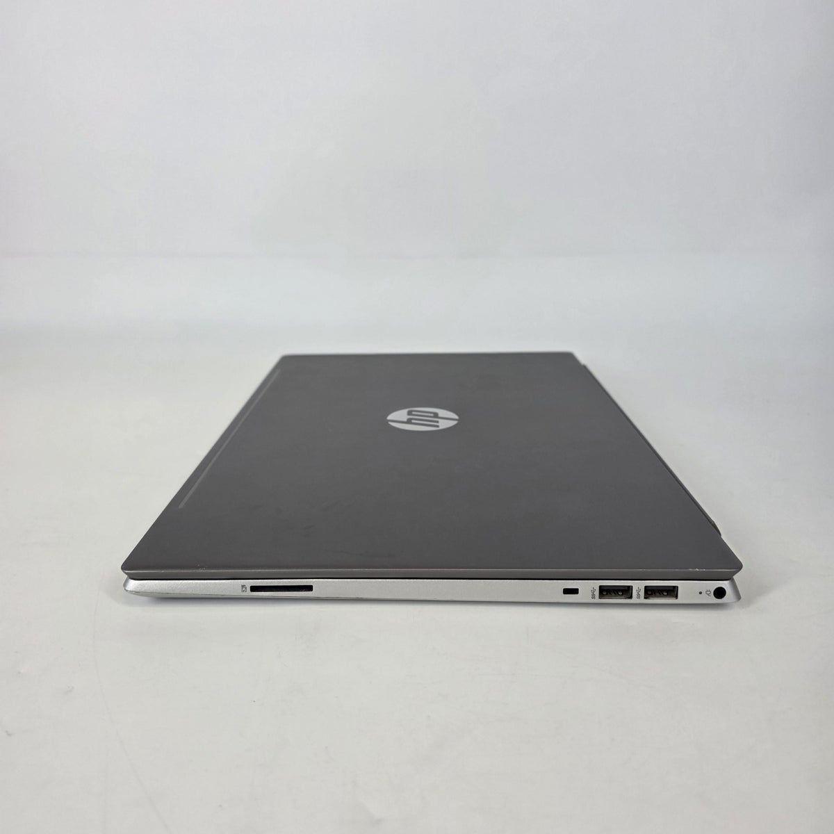 HP Pavilion 15 Silver 1.3 GHz Intel Core i7 10th Gen. 16GB RAM 512GB Solid State Drive