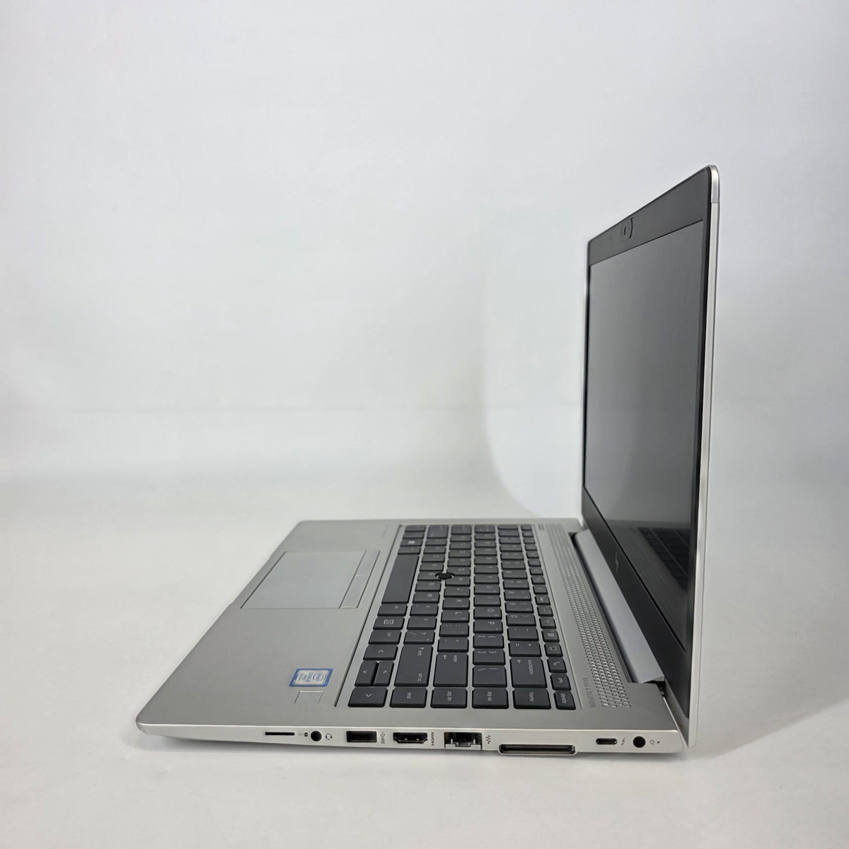 HP Elitebook 840 G5 14 Silver 1.7 GHz Intel Core i5 8th Gen. 8GB RAM 500GB Solid State Drive