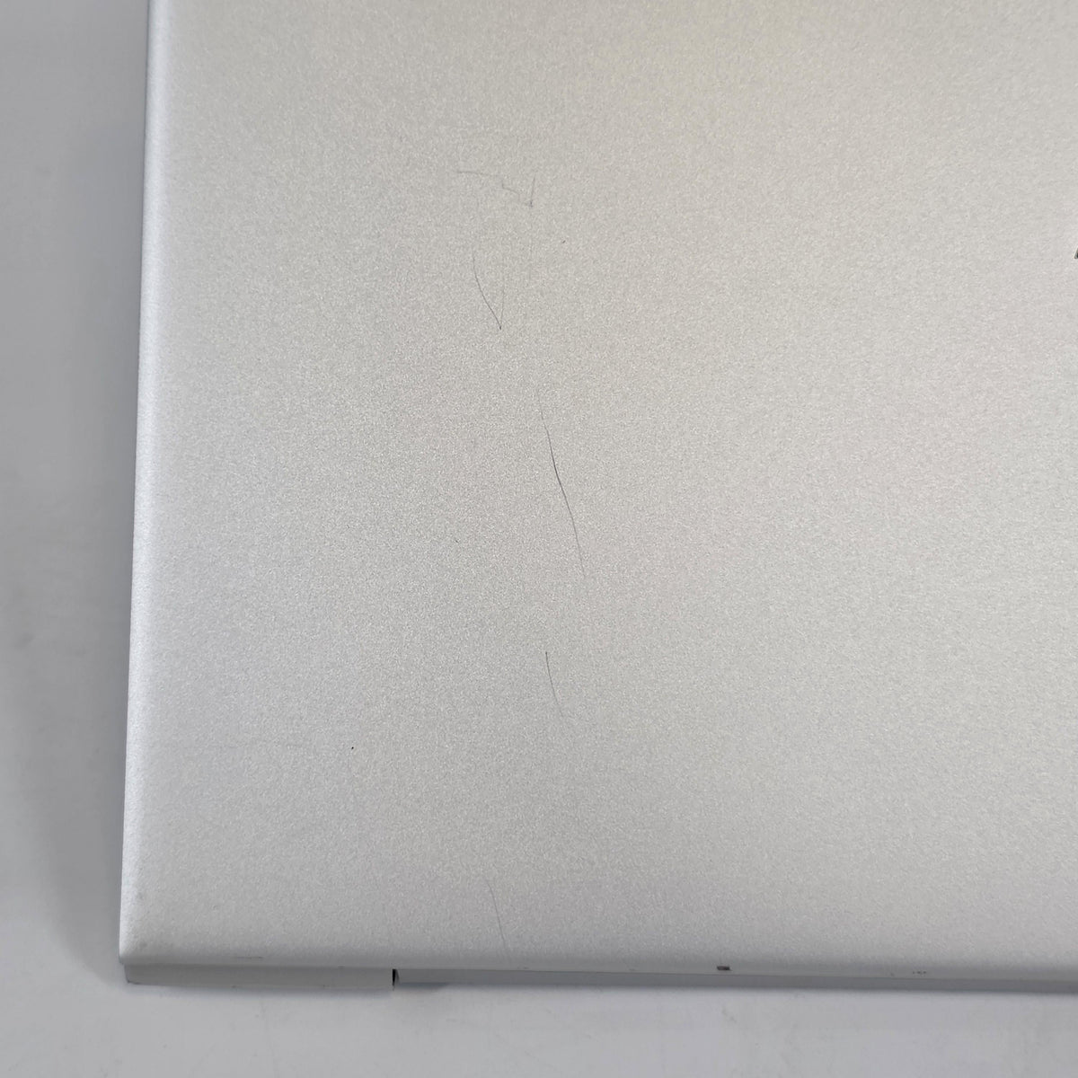 HP Elitebook 840 G5 14 Silver 1.7 GHz Intel Core i5 8th Gen. 8GB RAM 500GB Solid State Drive