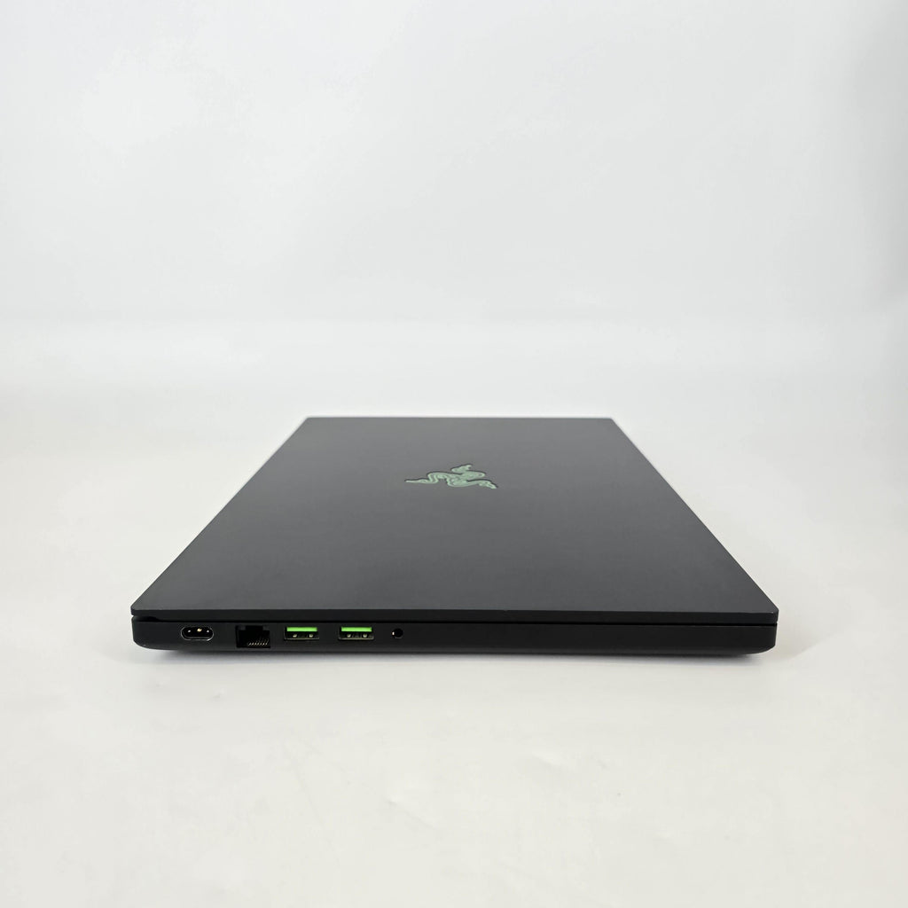Razer Blade 15 Base 2019 Black 2.6 GHz Intel Core i7 9th Gen. 16GB RAM 256GB Solid State Drive NVIDIA GeForce GTX 1660 Ti 6 GB