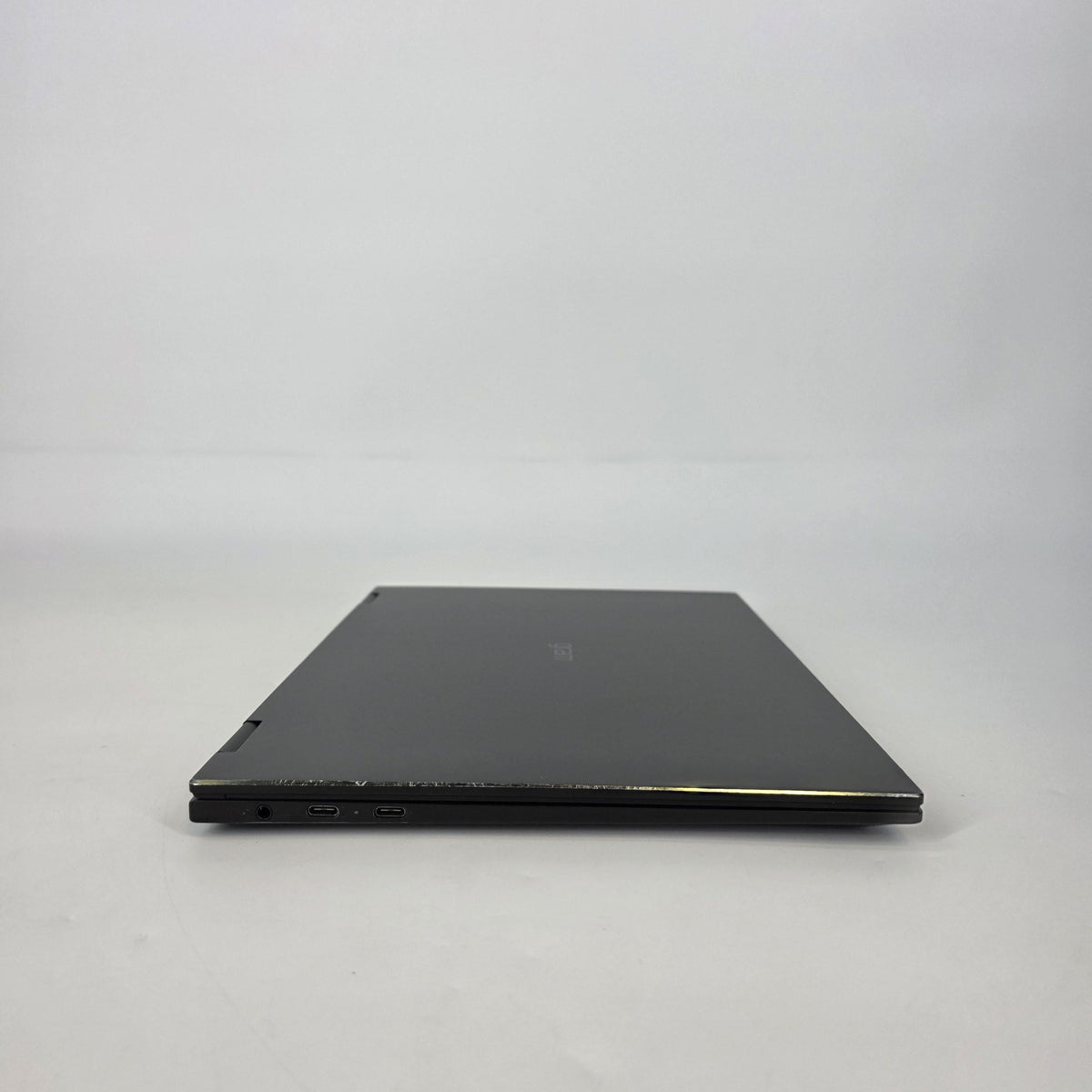 LG Gram 14 (2-in-1) Black 2.1 GHz Intel Core i7 12th Gen. 8GB RAM 512GB Solid State Drive