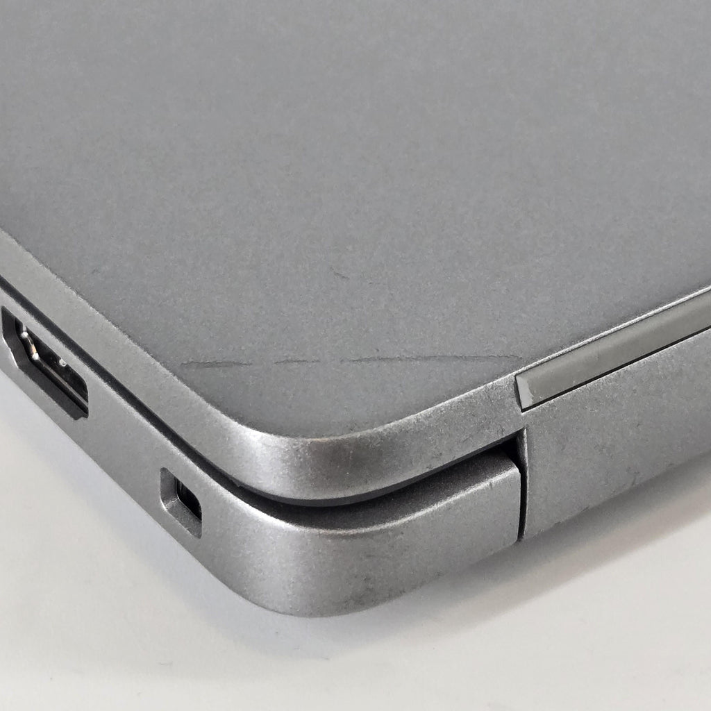 Dell Precision 3490 14 Gray 1.4 GHz Intel Core Ultra 7 64GB RAM 1TB Solid State Drive NVIDIA RTX 500 Ada 4 GB