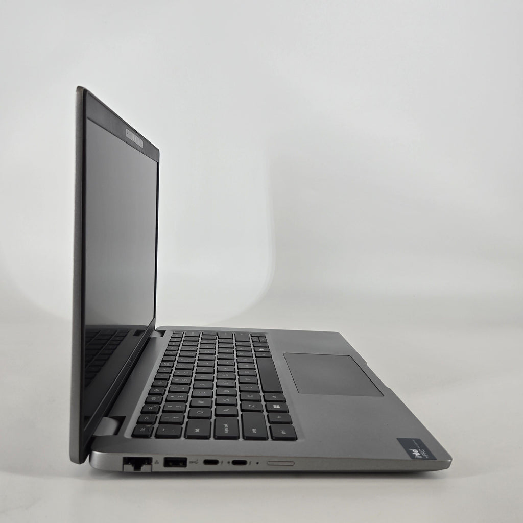 Dell Precision 3490 14 Gray 1.4 GHz Intel Core Ultra 7 64GB RAM 1TB Solid State Drive NVIDIA RTX 500 Ada 4 GB