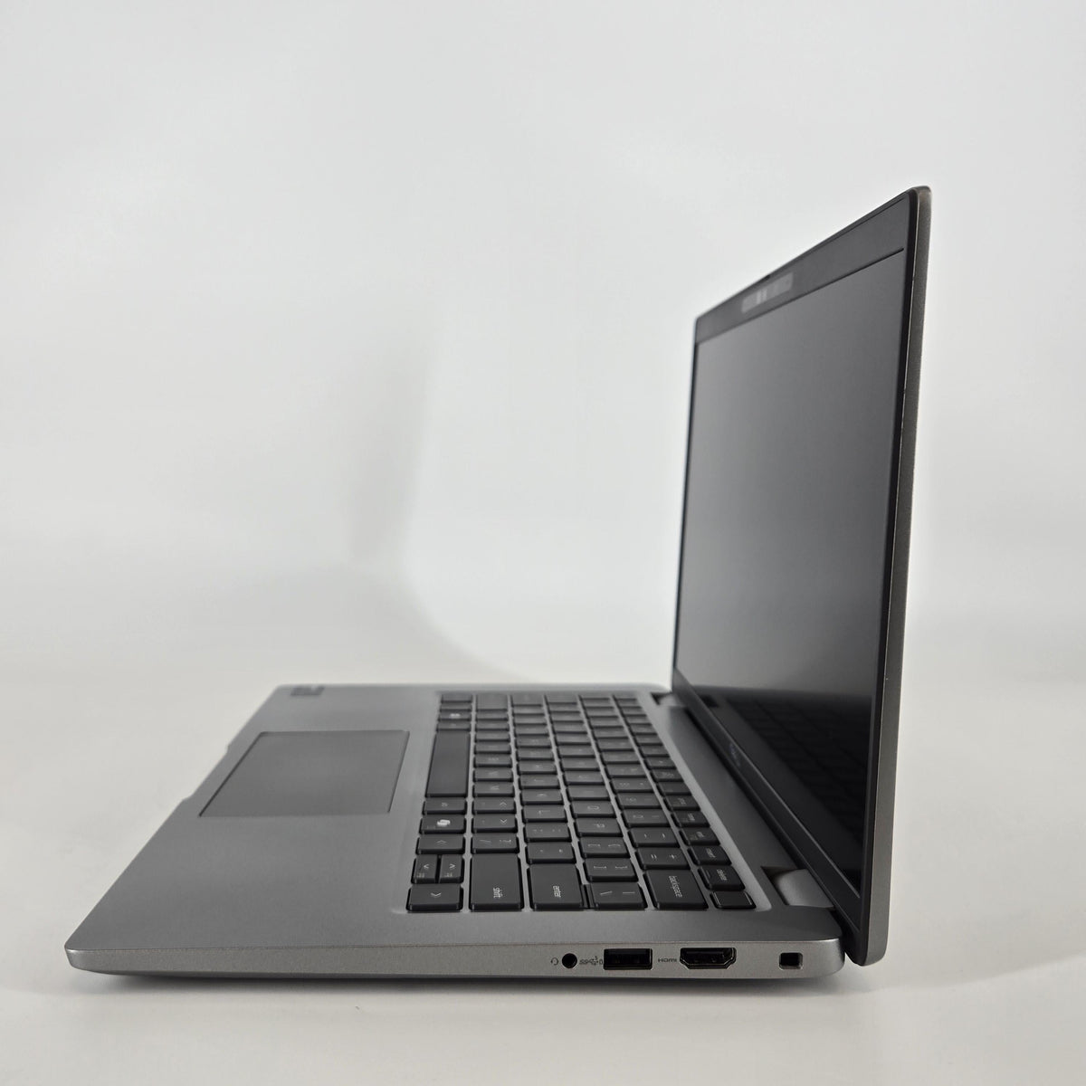 Dell Precision 3490 14 Gray 1.4 GHz Intel Core Ultra 7 64GB RAM 1TB Solid State Drive NVIDIA RTX 500 Ada 4 GB
