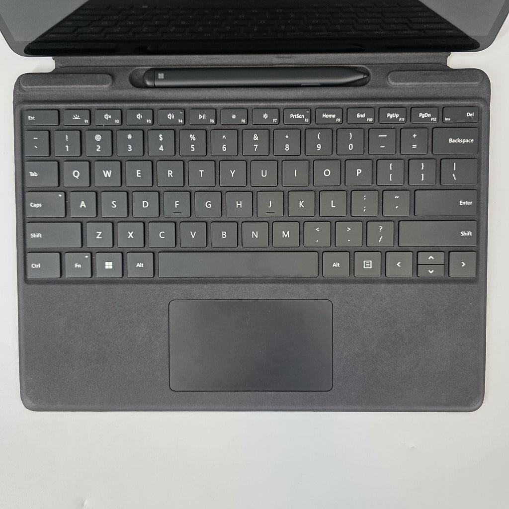Surface Pro 9 13 Graphite WiFi 2.7 GHz Intel Core i7 12th Gen. 16GB RAM 512GB Solid State Drive
