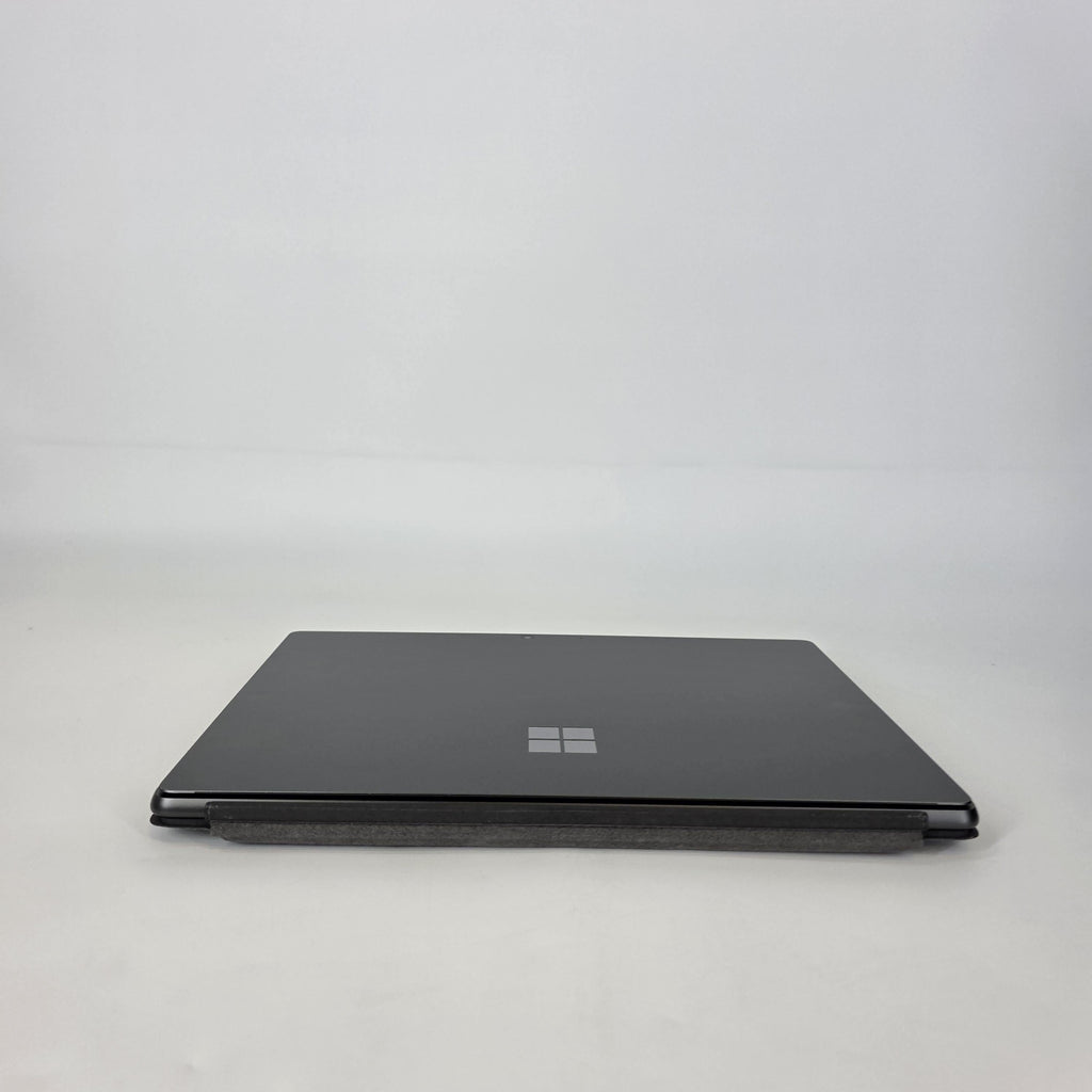 Surface Pro 9 13 Graphite WiFi 2.7 GHz Intel Core i7 12th Gen. 16GB RAM 512GB Solid State Drive