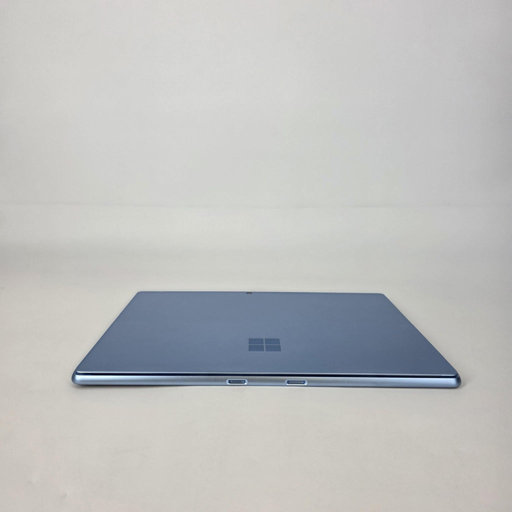 Microsoft Surface Pro 9 13 Sapphire WiFi 2.6 GHz Intel Core i7 12th Gen. 16GB RAM 512GB Solid State Drive