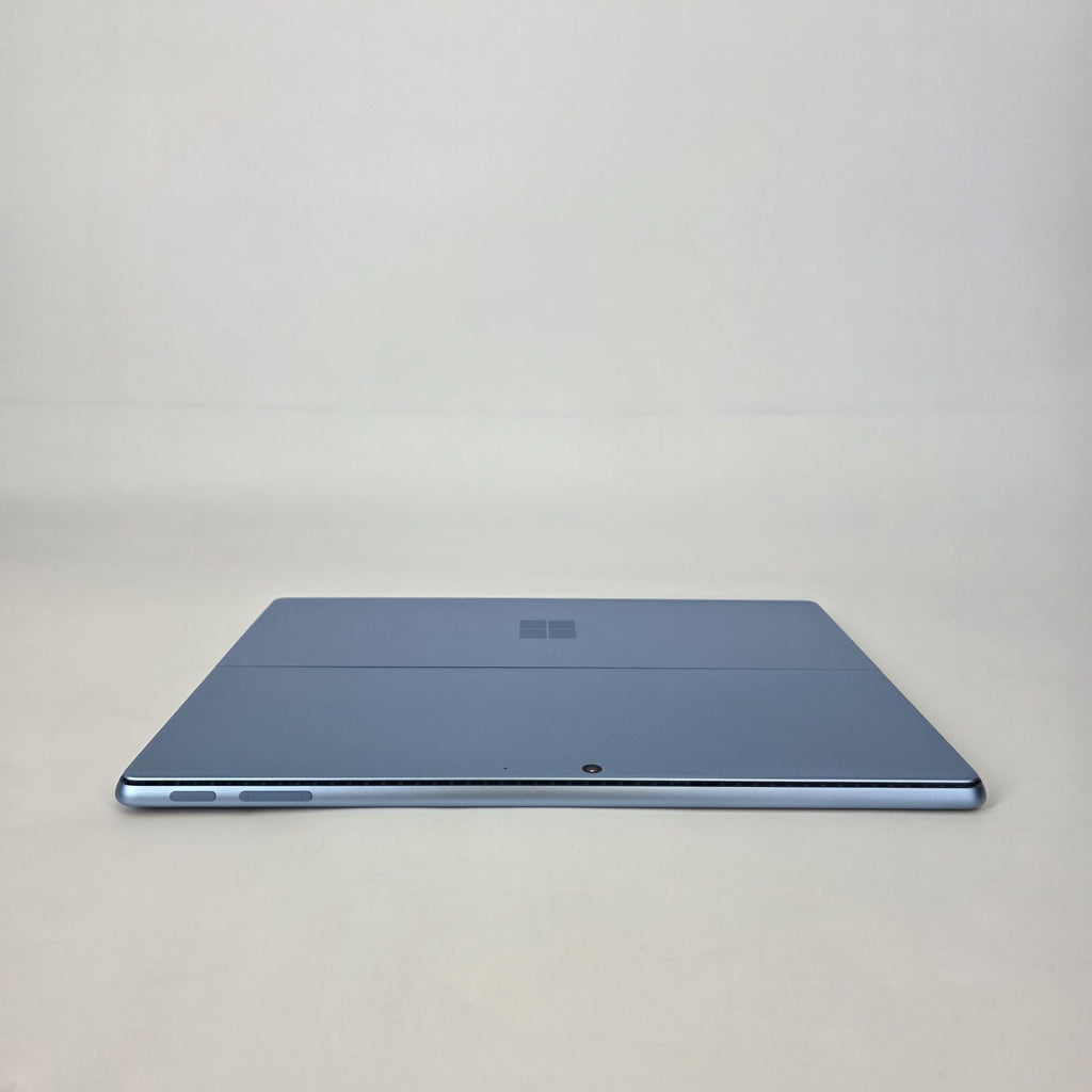 Microsoft Surface Pro 9 13 Sapphire WiFi 2.6 GHz Intel Core i7 12th Gen. 16GB RAM 512GB Solid State Drive