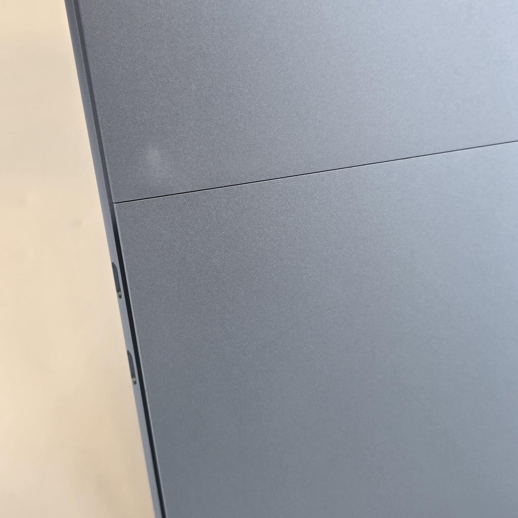 Microsoft Surface Pro 9 13 Sapphire WiFi 2.6 GHz Intel Core i7 12th Gen. 16GB RAM 512GB Solid State Drive
