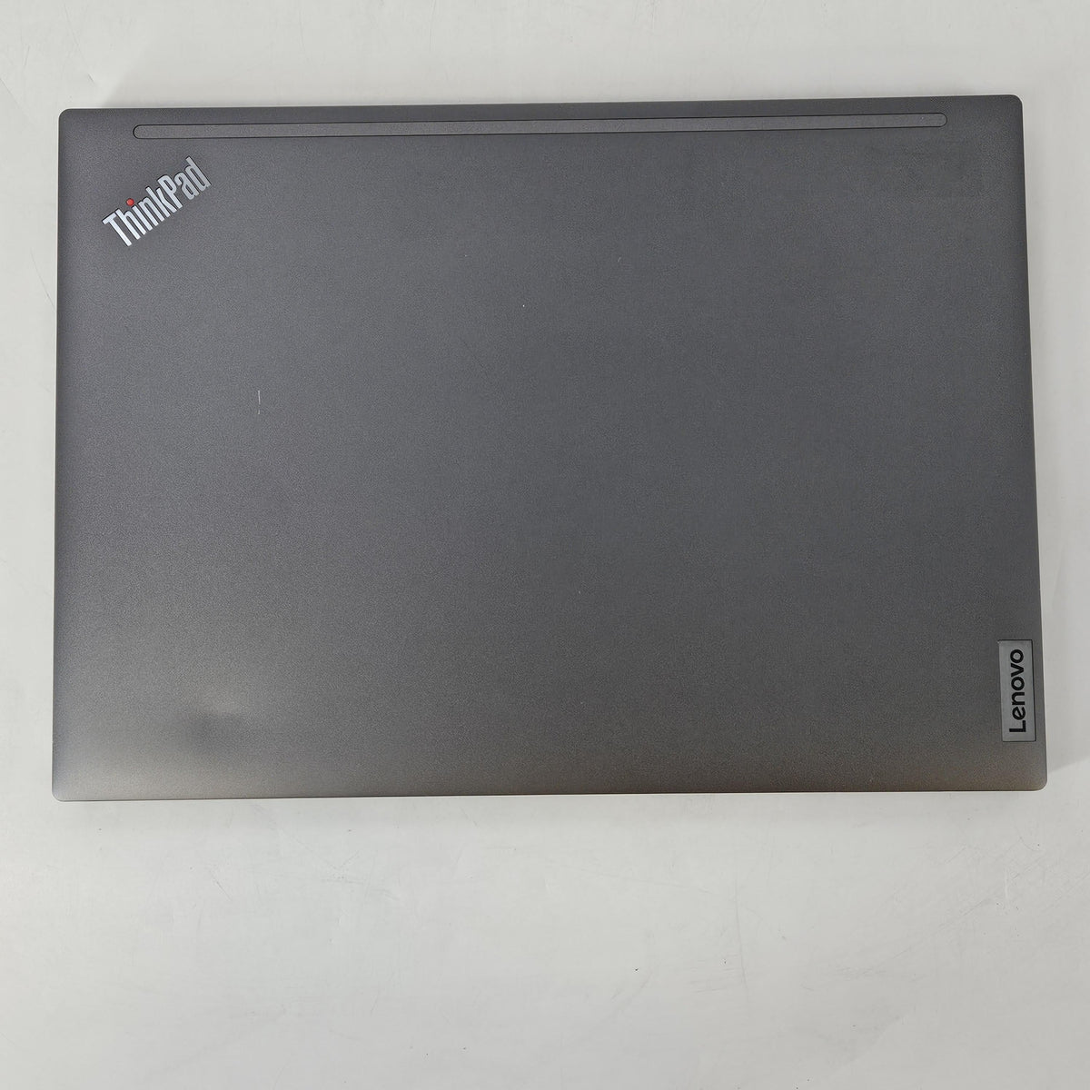 Lenovo ThinkPad T14s Gen 3 Gray 2.1 GHz Intel Core i7 12th Gen. 16GB RAM 512GB Solid State Drive