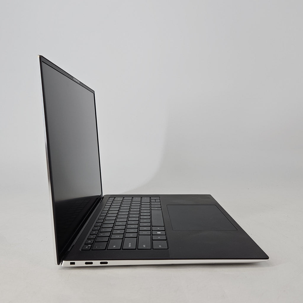 Dell XPS 15 9520 Silver 2.3 GHz Intel Core i7 12th Gen. 32GB RAM 512GB Solid State Drive NVIDIA GeForce RTX 3050 4 GB