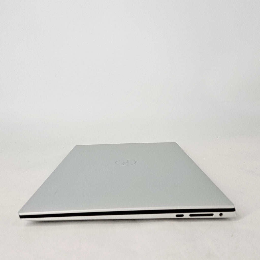 Dell XPS 15 9520 Silver 2.3 GHz Intel Core i7 12th Gen. 32GB RAM 512GB Solid State Drive NVIDIA GeForce RTX 3050 4 GB