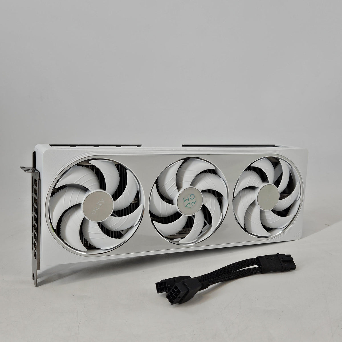 NVIDIA GeForce RTX 5070 12GB RAM