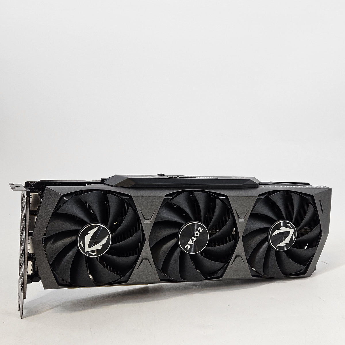 NVIDIA GeForce RTX 3090 24GB RAM